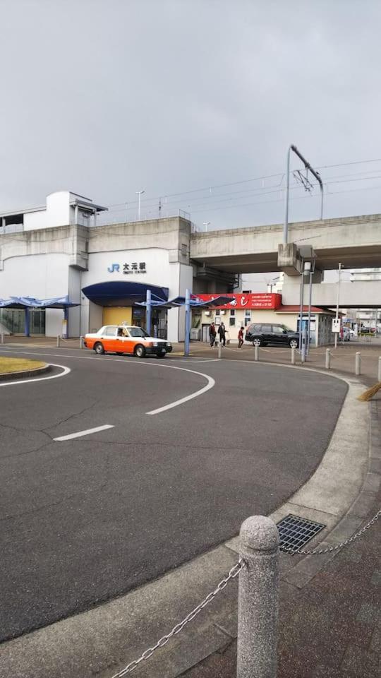 Ferienwohnung リバーサイド厚生町 Okayama Exterior foto